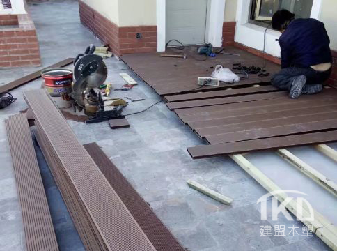 木塑地板施工